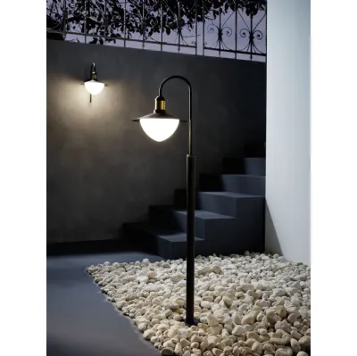 Lampada da esterni in metallo zincato e vetro opale Sirmione di Eglo