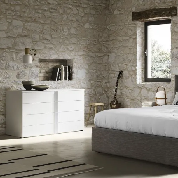 Comodino Gruppo Basic in legno laccato di Marka Total Living