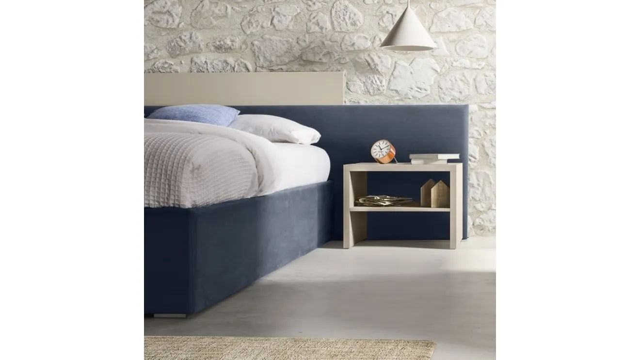 Comodino Gruppo Roby in legno laccato di Marka Total Living