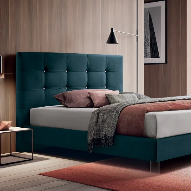 Letto in tessuto con testiera importante Dennis di Felis