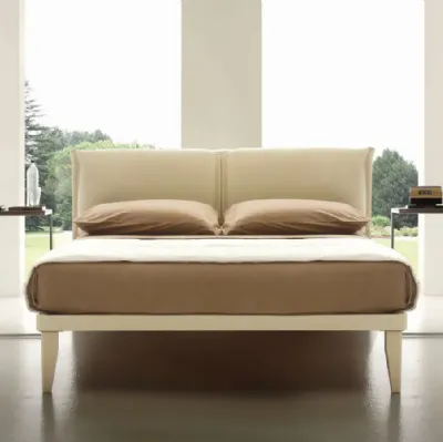 Letto in tessuto con testiera imbottita Isa di Ergogreen