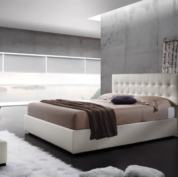 Letto in pelle dal design elegante Sirius di Fabbri Salotti
