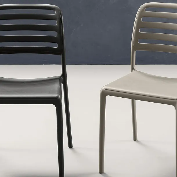 Sedia Avril con monoscocca in polipropilene di Arredo3