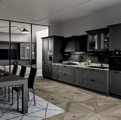 Cucina Classica lineare in legno di frassino finitura decapè Titanio e top in quarzo Opera di Arredo3