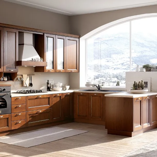 Cucina Classica angolare Venezia in frassino massello finitura tinto noce di Forma la cucina