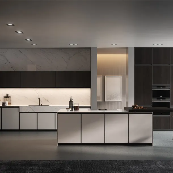 Cucina Moderna con isola in vetro opaco Bianco e Nebbia con top in Laminam Statuarietto Kronos di Arredo3