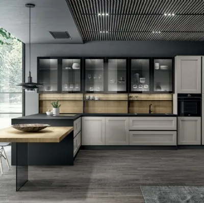 Cucina Moderna angolare con penisola in laccato opaco Nebbia, laminato Rovere biondo, vetro fumè e top in Fenix Nero Meg di Arredo3